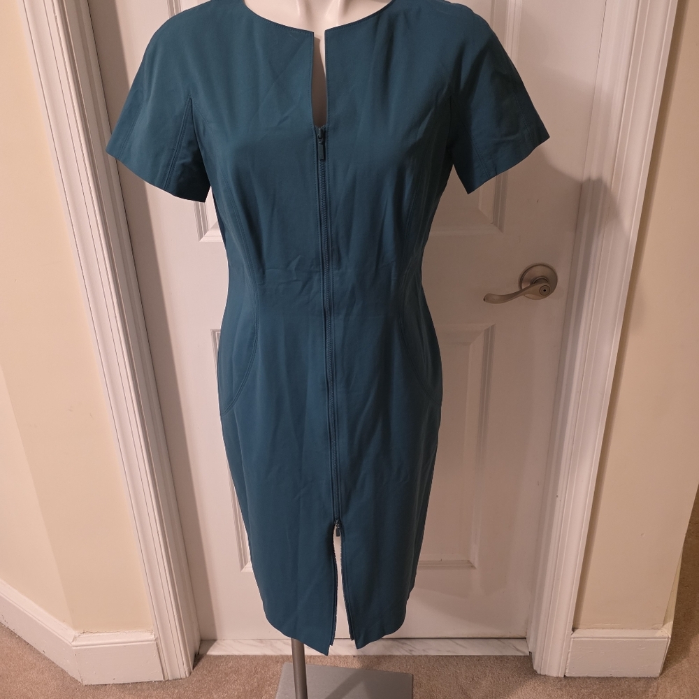 Lafayette 148 New York Size 8 Dress